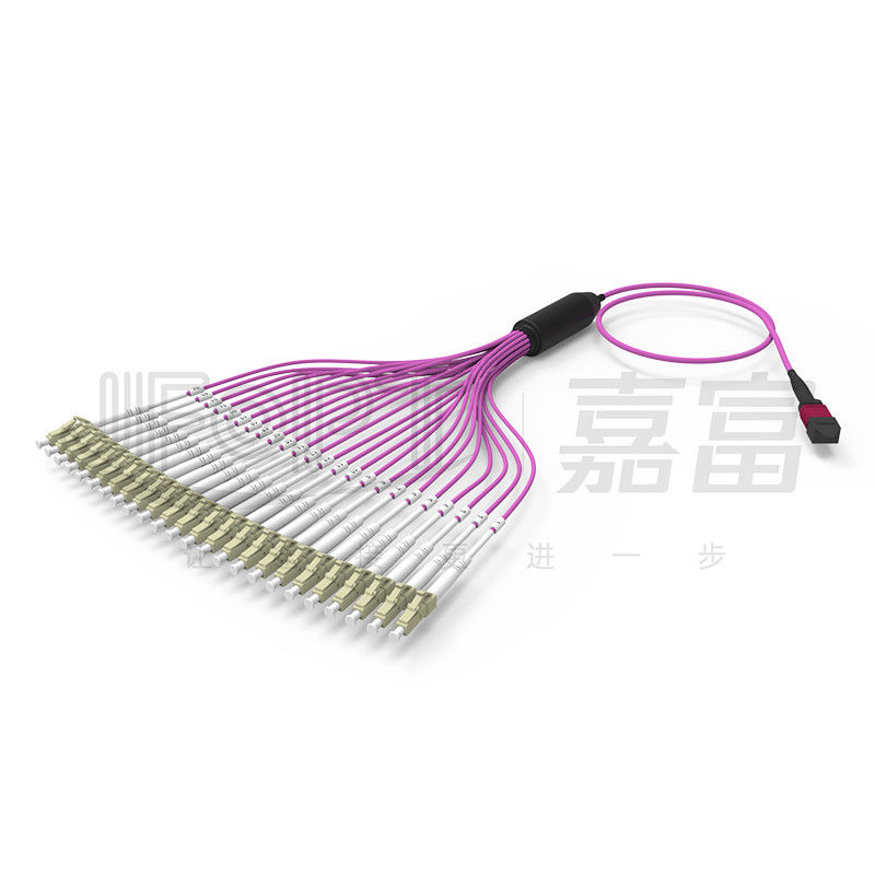 2.0 밀리미터 LC 가지 MTP 패치 코드 MTP-LC 24 핵심 3.0 밀리미터 OM4 섬유 패치는 끈으로 묶습니다